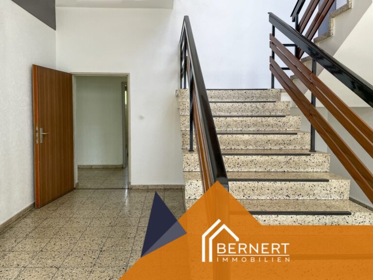 Treppenhaus Eingang  Prod. Innenhof